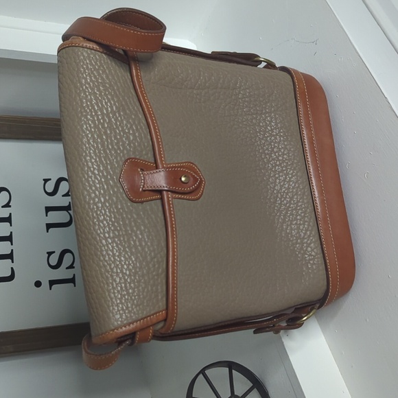 Vintage Calvary Dooney and Burke Bag - Picture 11 of 13